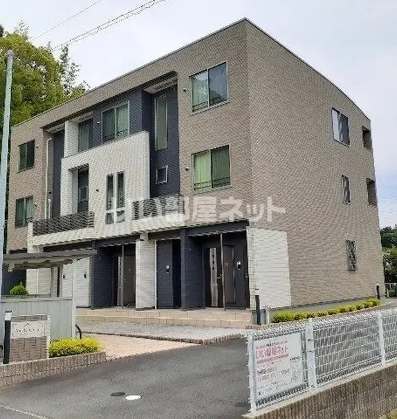 ヴィオラ カーサ 3階