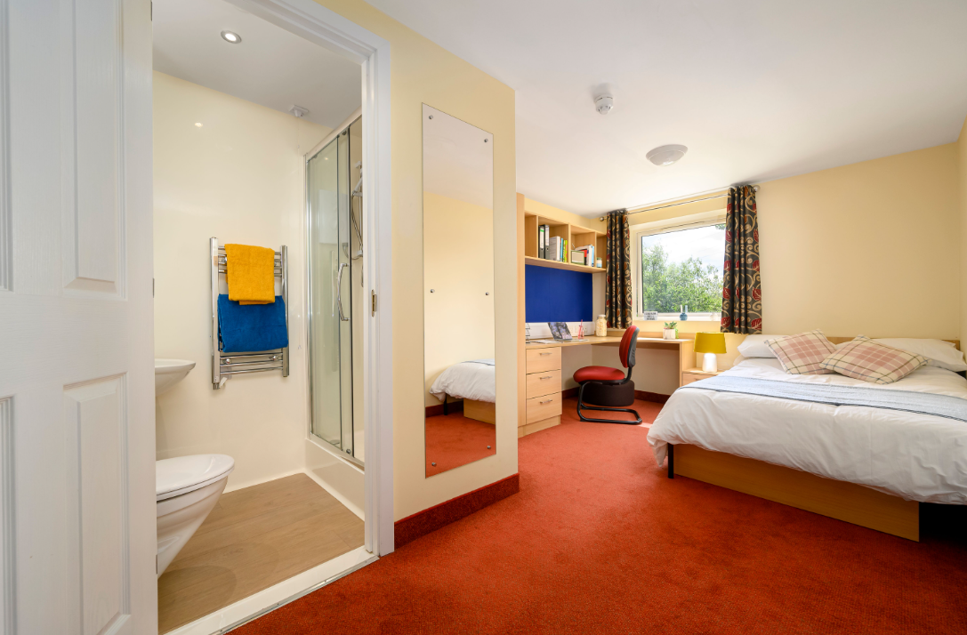 4 Bedroom Apartment – Classic Room