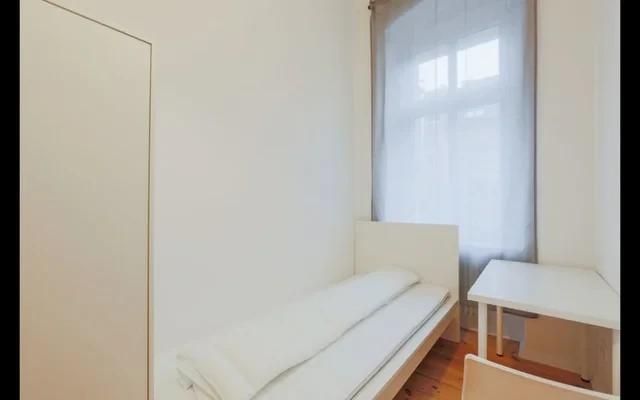 Kottbusser Damm 1