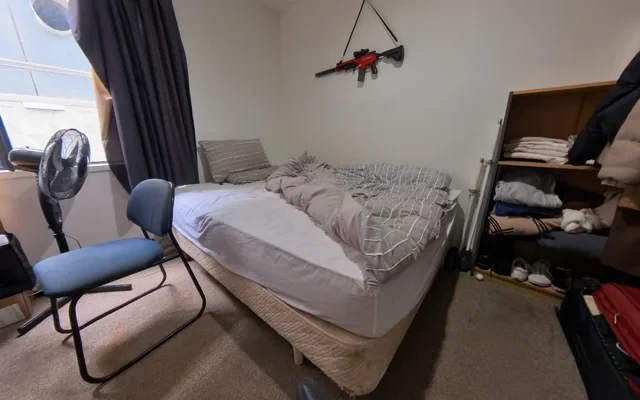 33 Mount Street - Auckland student accommodation - Room in 5 Bed 2 Bath-1A