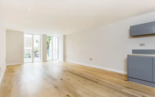 Bedford Road, Clapham, London, SW4 7SH 0