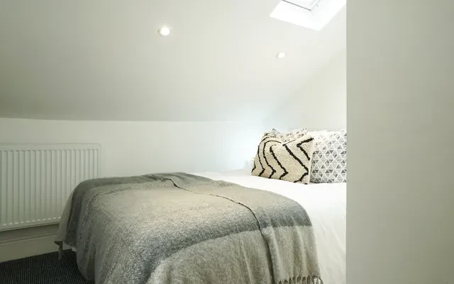 19 Driffield Street 3