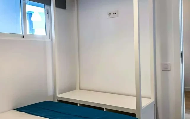 AT3 - Carrer de l'Antiga Travessera L'Hospitalet de Llobregat 08906 Spain 1