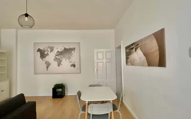 27 Mins to Berlin Center: 1-Bed Gem 2