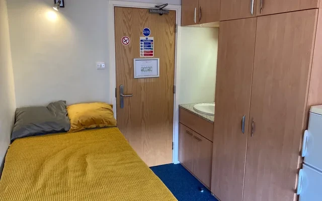 Queen Anne House Student Living – Cambridge - Cambridge student accommodation - Non En-suite Rooms