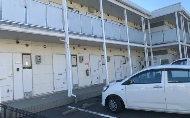 レオパレスヒット 0