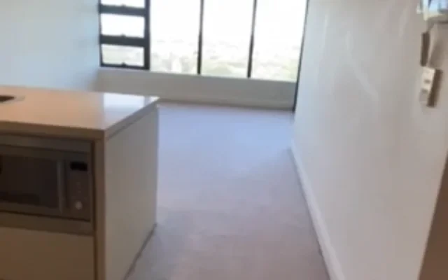1 Australia Ave 0