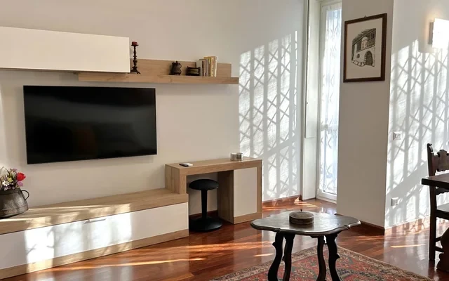 Appartamento in Via Piero Capponi - zona Pagano, Corso Vercelli 1