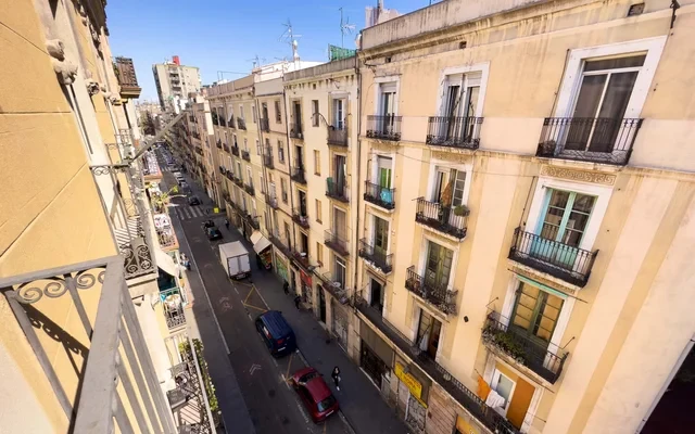 N31 - Carrer Nou de la Rambla Barcelona 08001 Spain 3