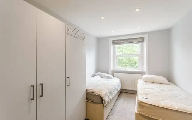 Harrow Road, Maida Vale, W9 1