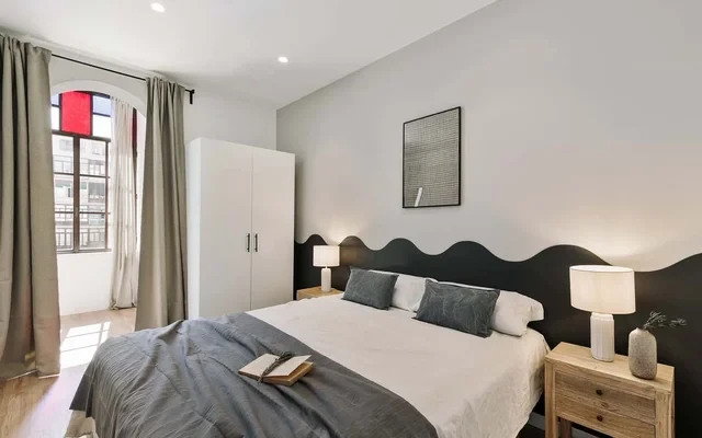 Faro - 2 bedroom in Eixample Esquerra 3