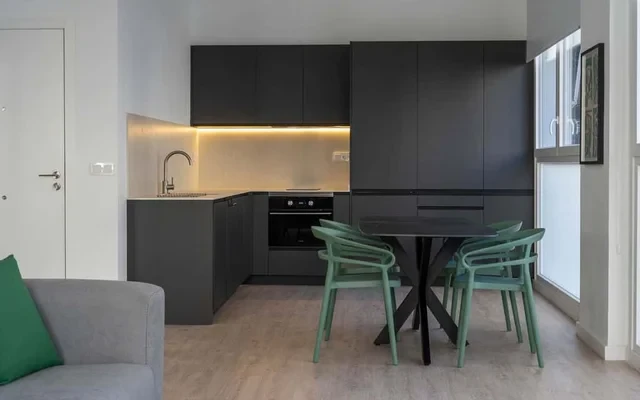 Luminoso Estudio en Centro de Valencia E1 2