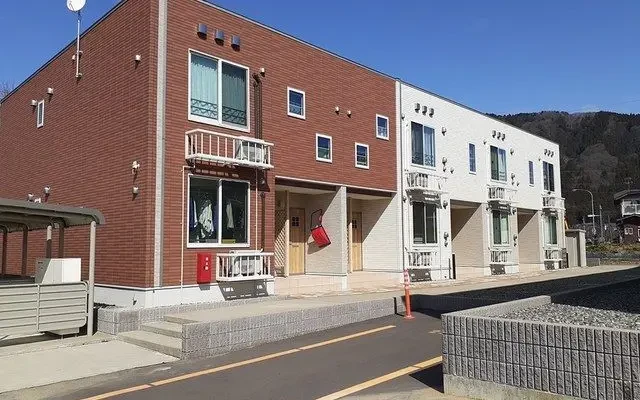 ローザ ビアンカ 2階 – Studentenunterkunft in Shengshan市