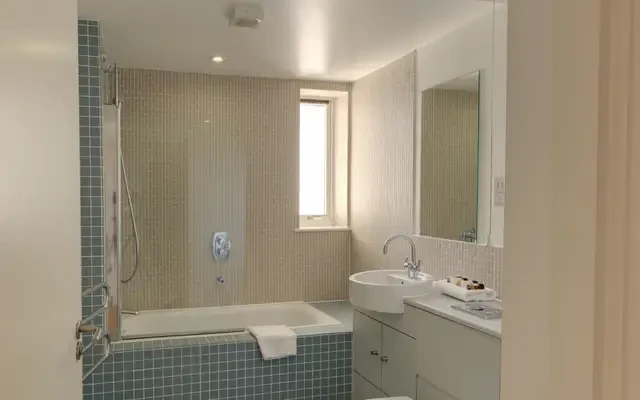 apartment in Richmond 0