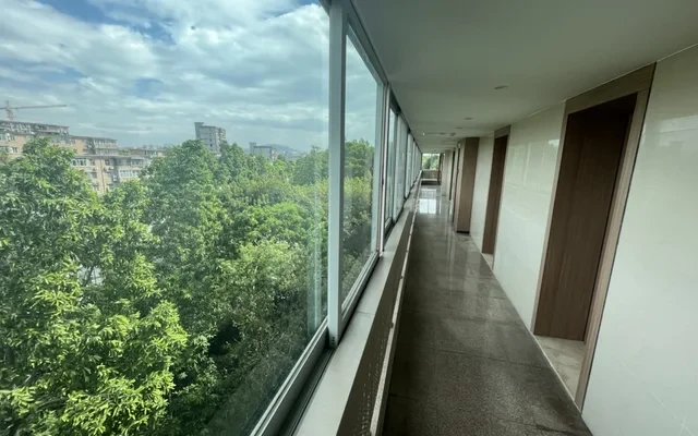 窝趣广州天河东莞庄公寓 2