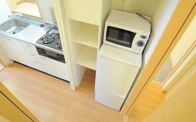 レオパレス清水 - chỗ ở sinh viên tại Thành phố Tochigi - 102号房间(带客厅/餐厅/独立厨房)