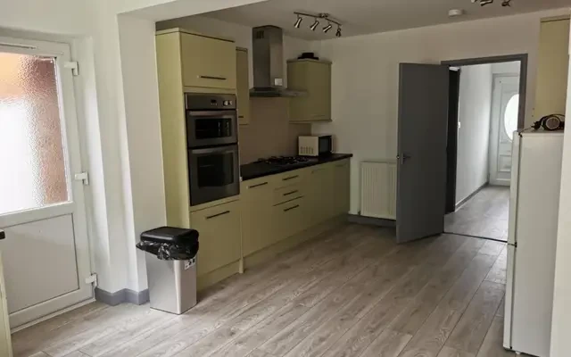 Beautiful 3-bedroom house in Whitehawk 4