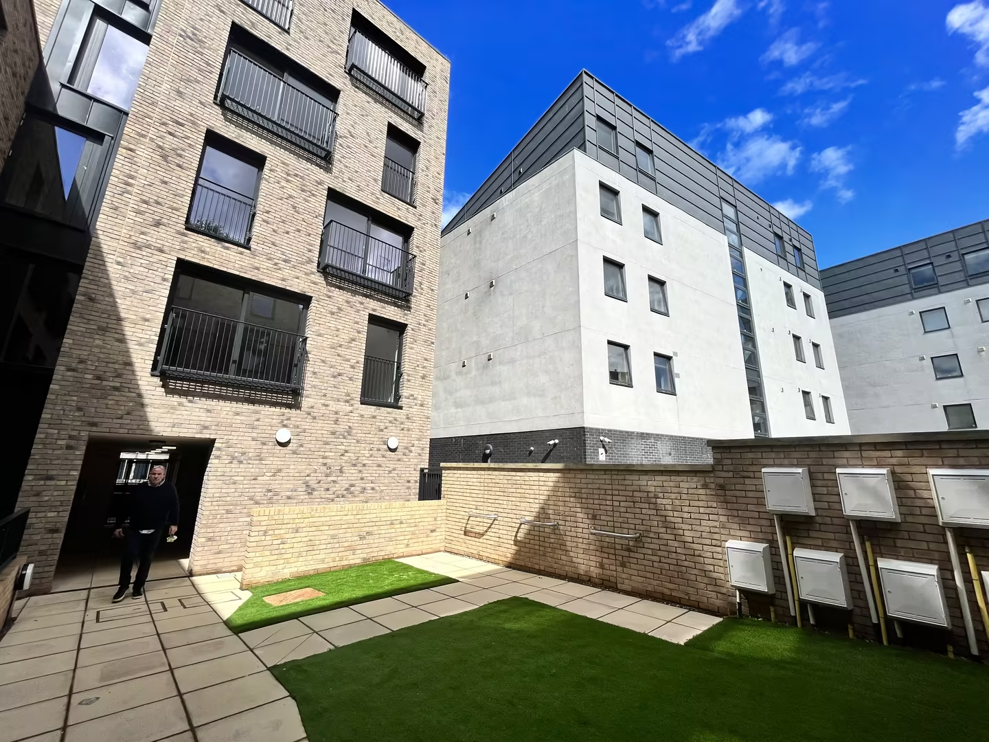 HL-Calton Road