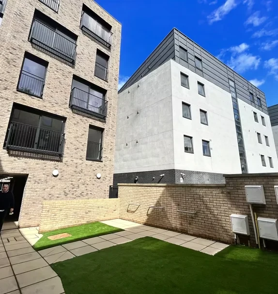 HL-Calton Road