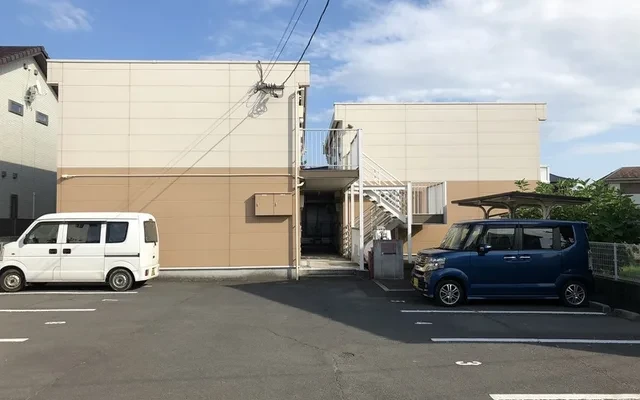 レオパレスキララ 0
