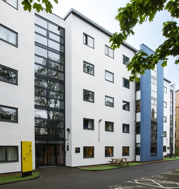 Station Court