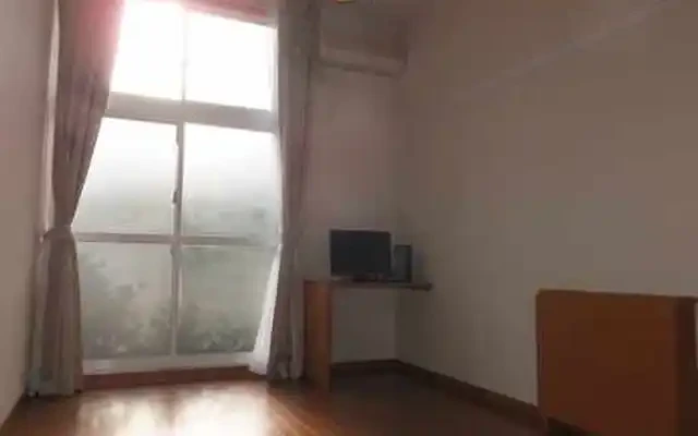 レオパレス北本 3