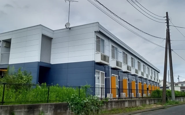 レオパレスラ　フォーレ一番館 0