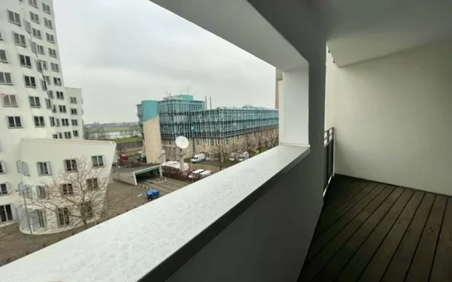 Bruckenstrasse 2
