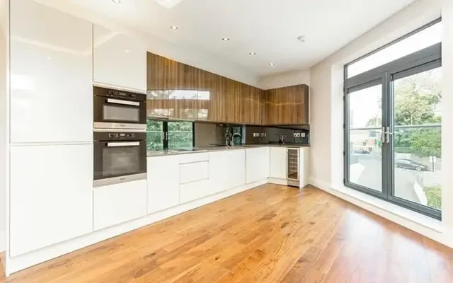 Muswell Hill, London, N10 3PJ 0