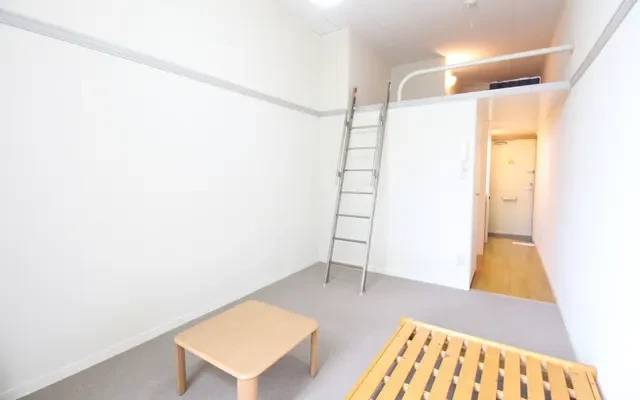 レオパレスひまわり 103号室 2