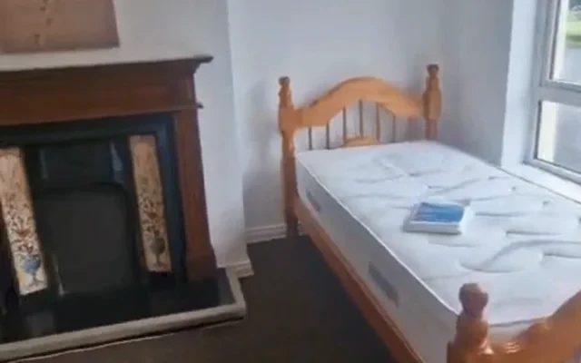 41 CNOC AN ÓIR - Galway student accommodation - Twin Room