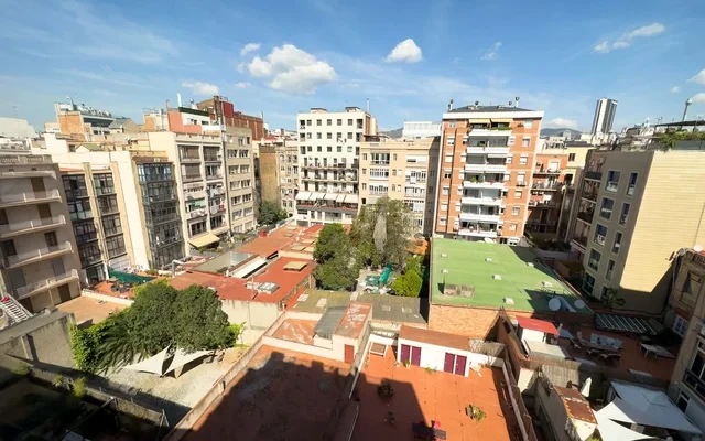 MLL - Carrer de Mallorca Barcelona 08036 Spain 2