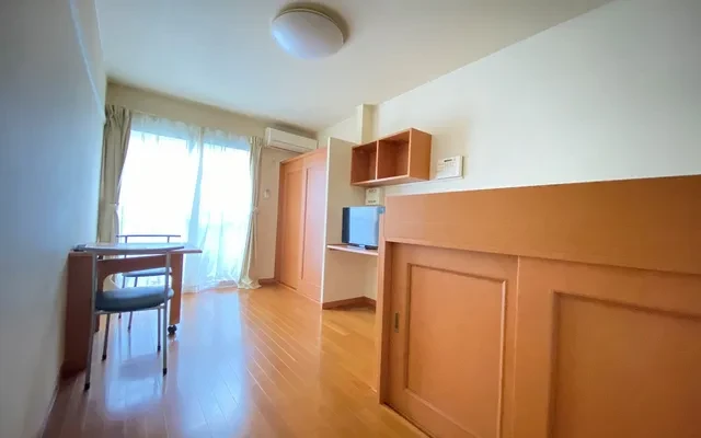 レオパレス和 - ที่พักนักศึกษาในเมืองโตซึมซาย - 104号房间(带独立厨房)