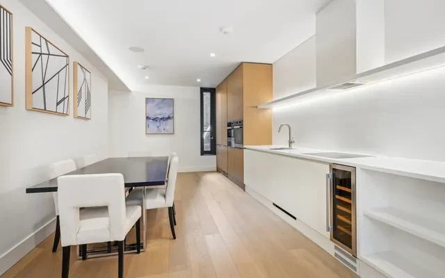 Rathbone Place London W1T 4