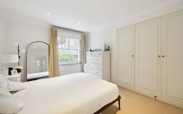Collingham Gardens, London, SW5 0HL 2