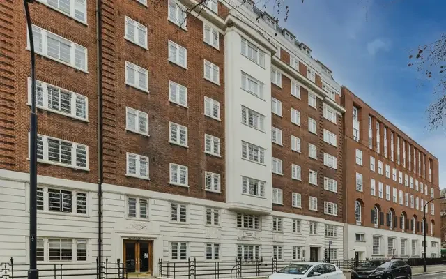 Tavistock Court, Euston, WC1H 3
