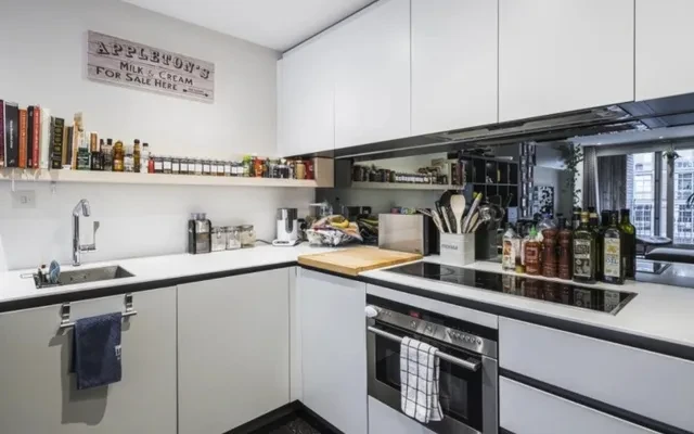 LH-Wenlock Building 4