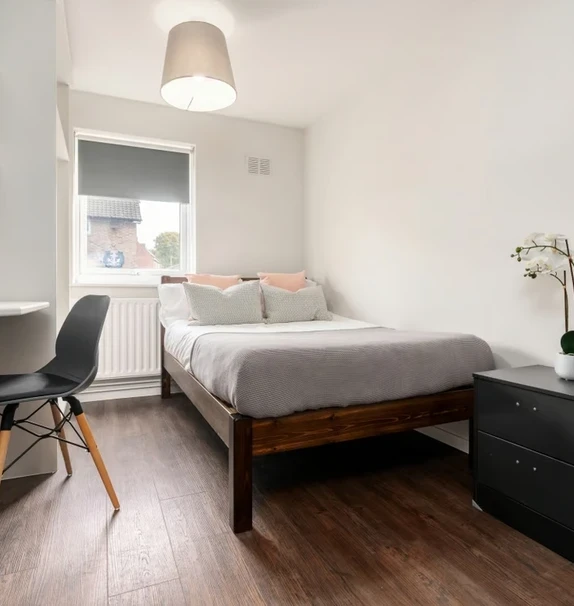 Flat 2, 28 Church Street