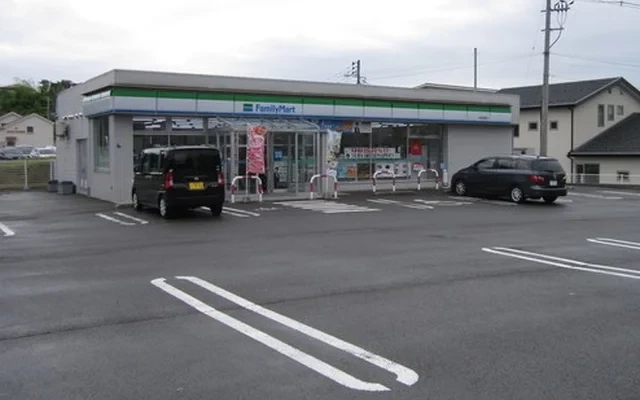 レオパレスプレミール 4