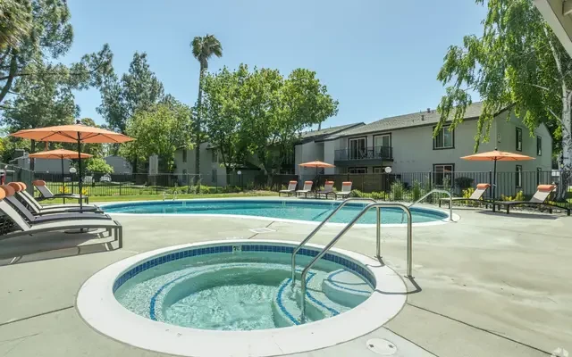 El Macero Apartments 3