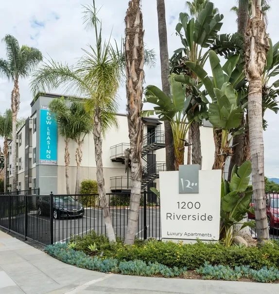 1200 Riverside