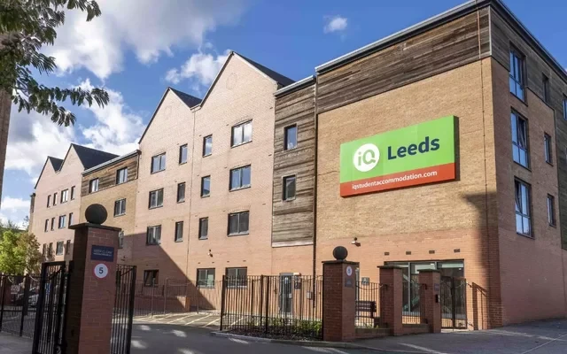 iQ Leeds 0