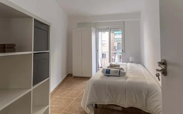 Piso de 4 habitaciones en Aiora 2