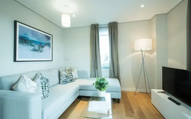 Merchant Square East, Paddington, London W2 W2 1AP 3