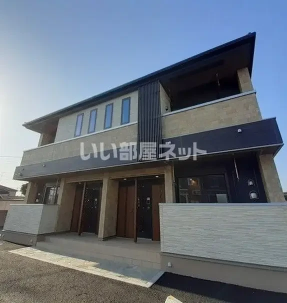 アール ホームズⅠ 2階