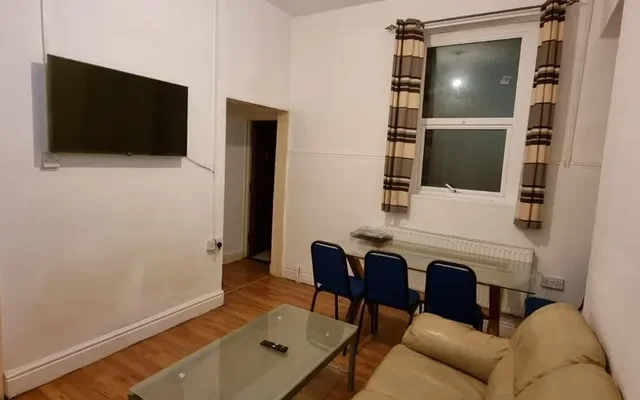 King Edwards Road, Swansea SA1 4