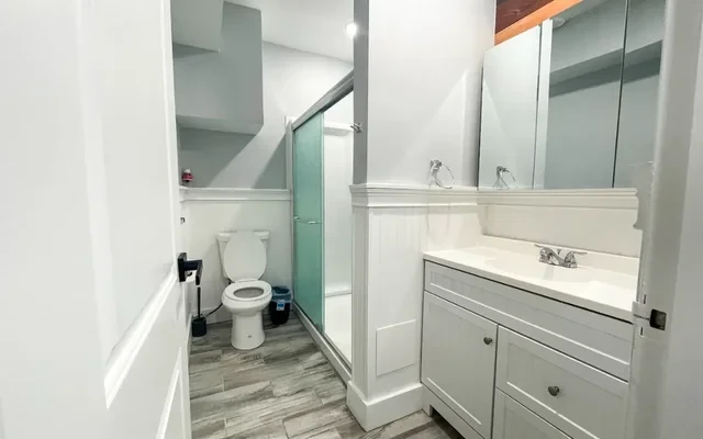 4027 Beechwood Blvd Apt 2 3