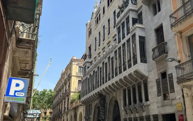 studio in El Raval 4