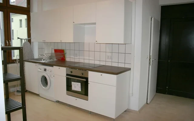 Flughafenstrasse 21DE-01-121M 4