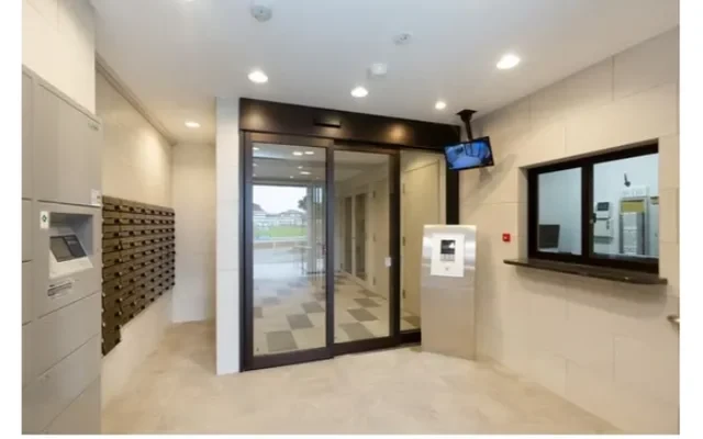 ロイヤル周船寺南 3